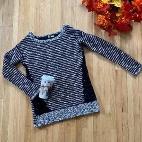 Moth by Anthropologie Black & White Lace Staccato Stripe Tunic Sweater Size S - Picture 10 of 10